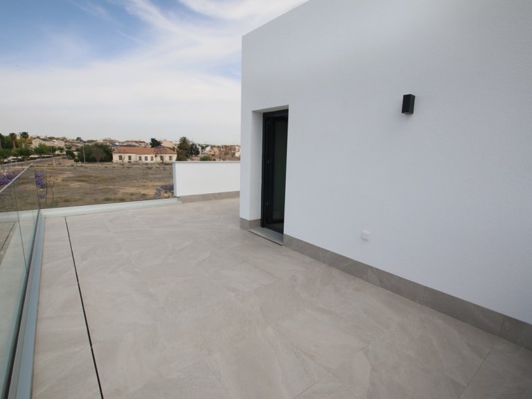 Villa for Sale in Pilar De La Horadada, Alicante 27
