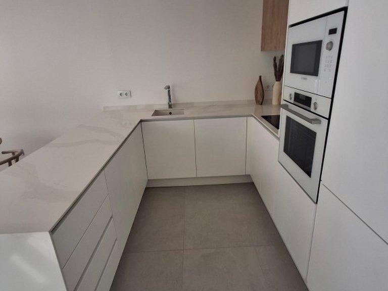 Villa for Sale in Mil Palmeras, Alicante 6