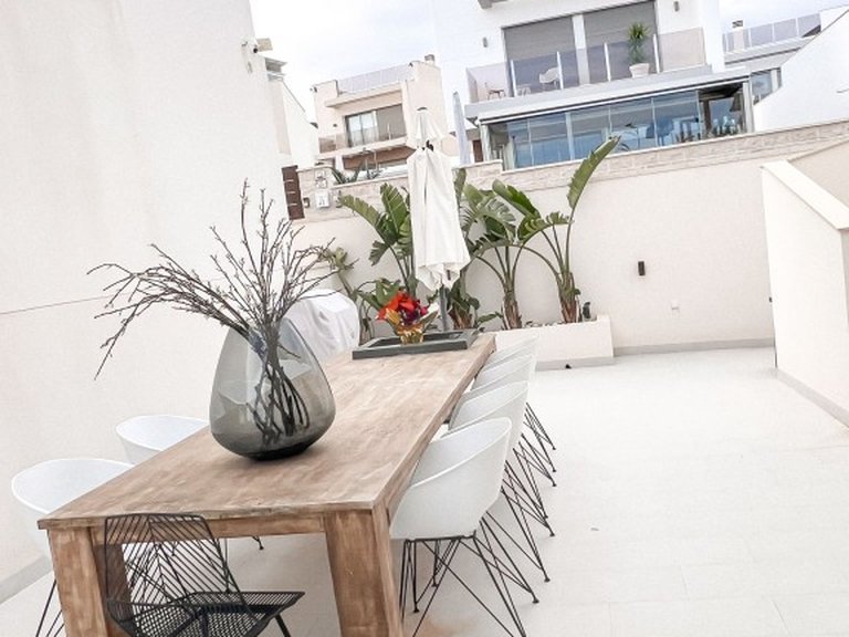 Villa for Sale in Inland San Miguel De Salinas, Alicante 3