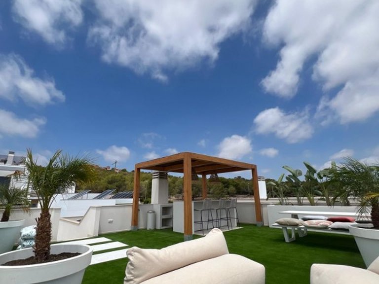 Villa for Sale in Inland San Miguel De Salinas, Alicante 19