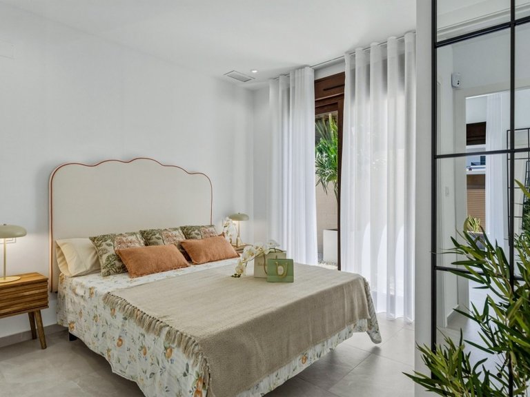 Villa for Sale in Vistabella Golf, Alicante 12