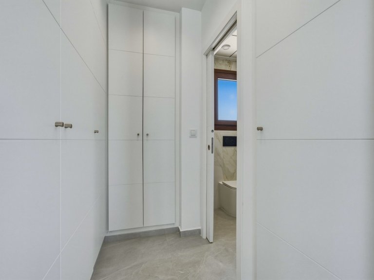 Villa for Sale in Vistabella Golf, Alicante 25