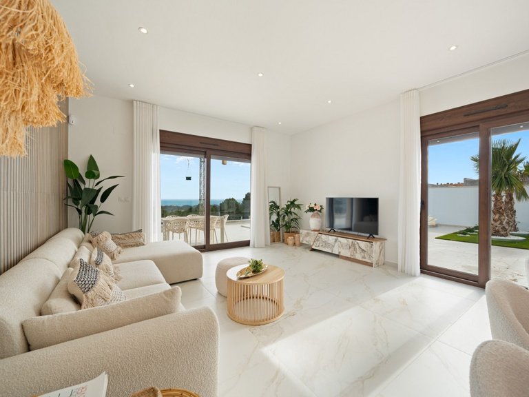 Villa for Sale in Polop, Alicante 2