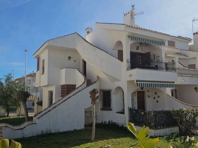 Villa for Sale in Pilar De La Horadada, Alicante 10