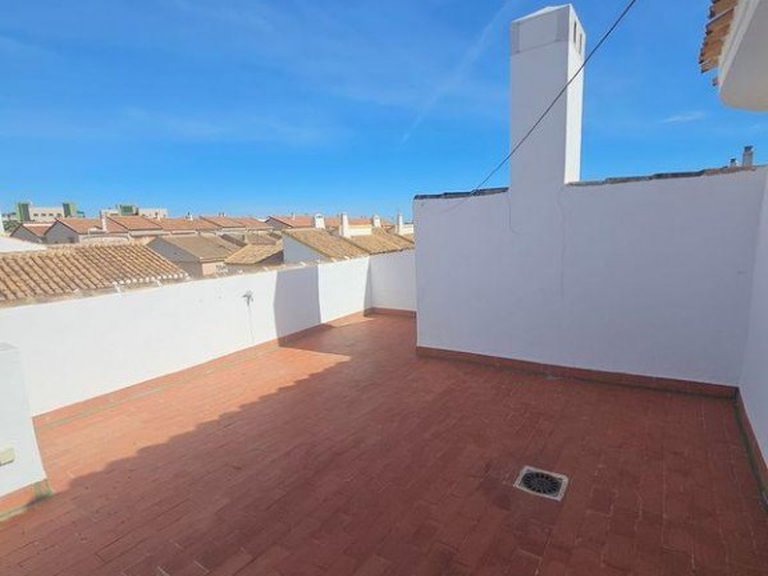 Villa for Sale in Pilar De La Horadada, Alicante 9
