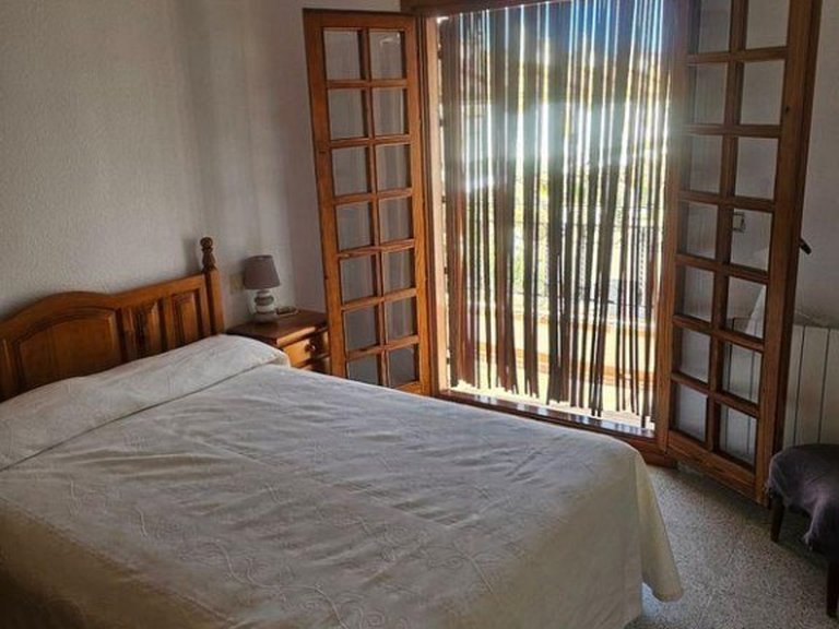 Villa for Sale in Pilar De La Horadada, Alicante 5