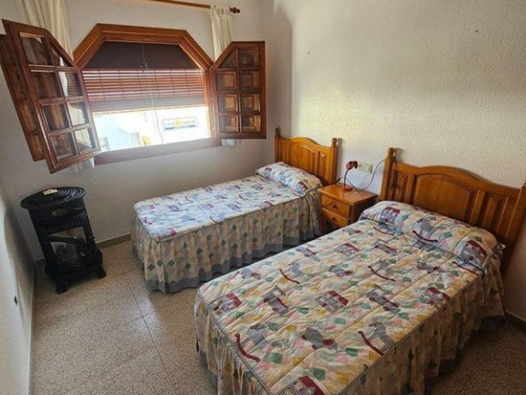 Villa for Sale in Pilar De La Horadada, Alicante 6