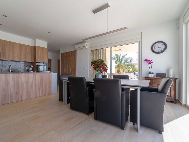 Villa for Sale in Costa Blanca Torrevieja, Alicante 4