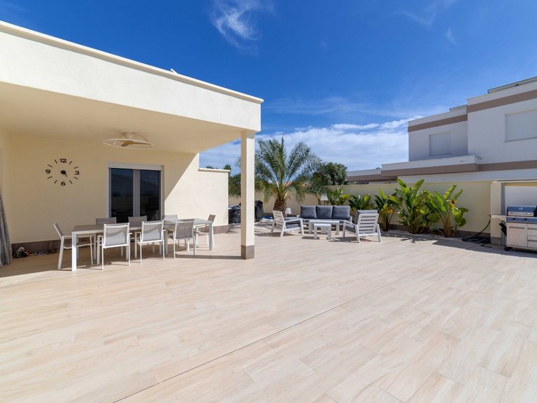 Villa for Sale in Costa Blanca Torrevieja, Alicante 19