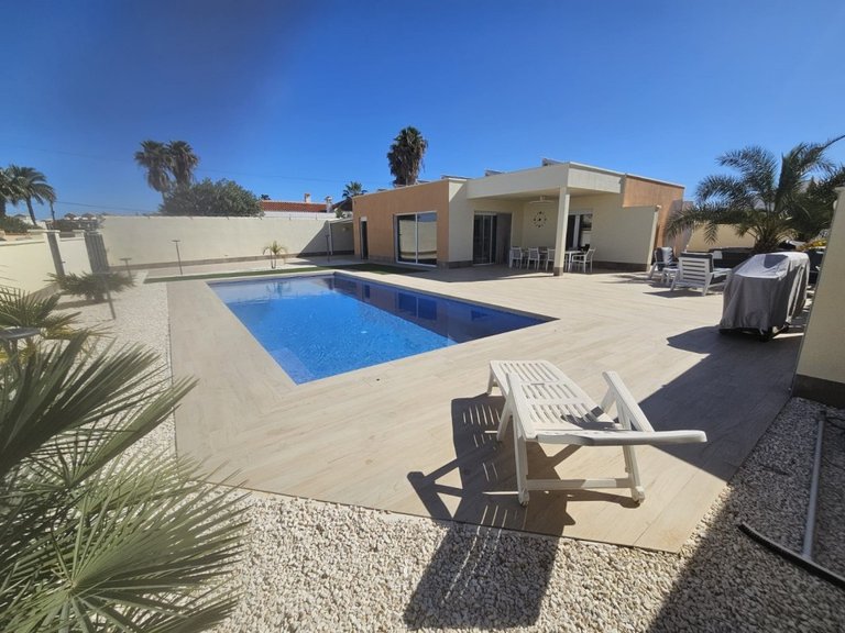 Villa for Sale in Costa Blanca Torrevieja, Alicante 21