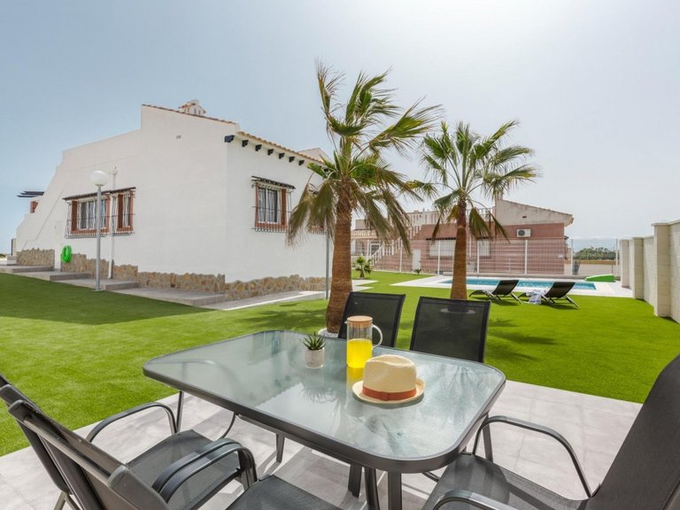 Villa for Sale in Gea Y Truyols, Murcia 8