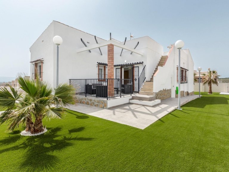Villa for Sale in Gea Y Truyols, Murcia 10