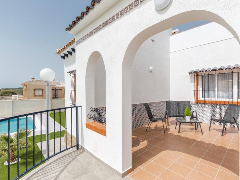 Villa for Sale in Gea Y Truyols, Murcia 16