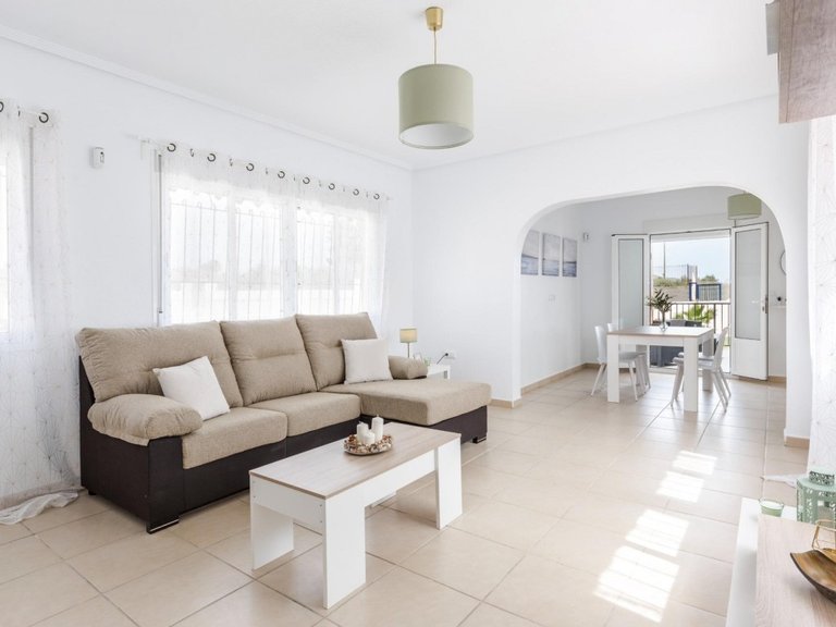 Villa for Sale in Gea Y Truyols, Murcia 18
