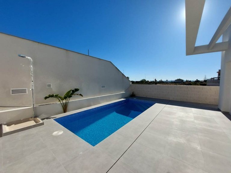 Villa for Sale in La Herrada, Alicante 26