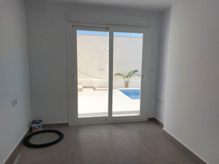 Villa for Sale in La Herrada, Alicante 16