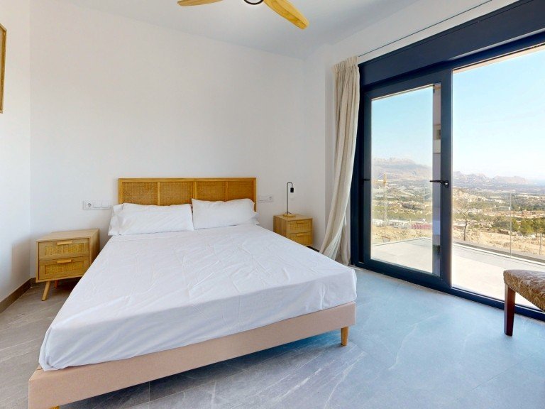 Villa for Sale in Polop, Alicante 7