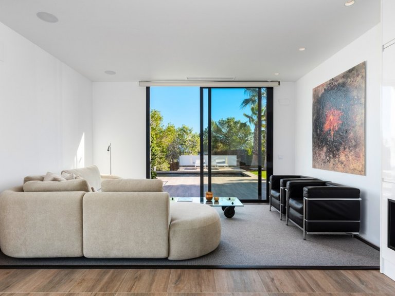 Villa for Sale in Las Colinas Golf, Alicante 12