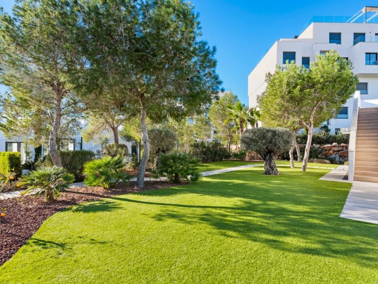 Villa for Sale in Las Colinas Golf, Alicante 38