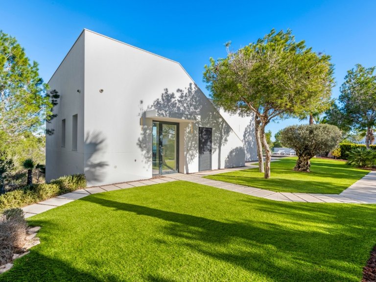 Villa for Sale in Las Colinas Golf, Alicante 43
