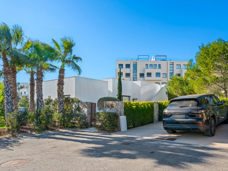 Villa for Sale in Las Colinas Golf, Alicante 49