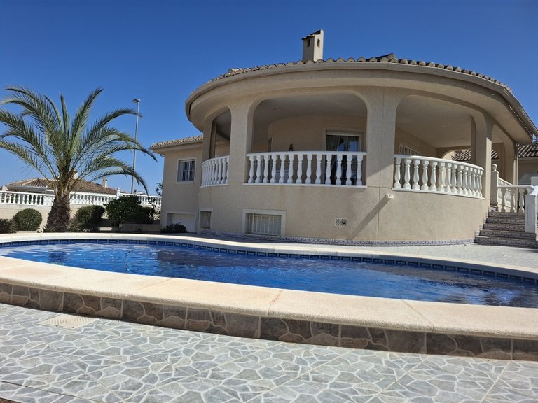 Villa for Sale in Benijofar, Alicante 5