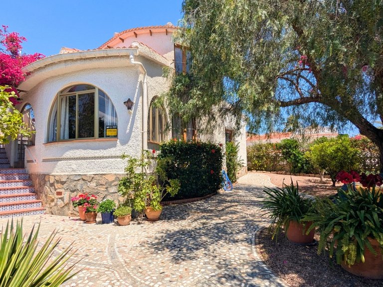 Villa for Sale in Costa Blanca Ciudad Quesada, Alicante 1