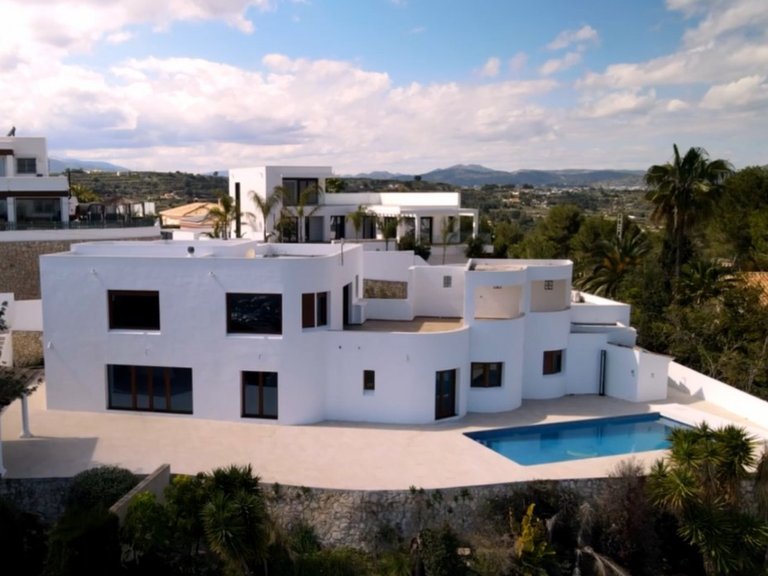 Villa for Sale in Costa Blanca Moraira, Alicante 2