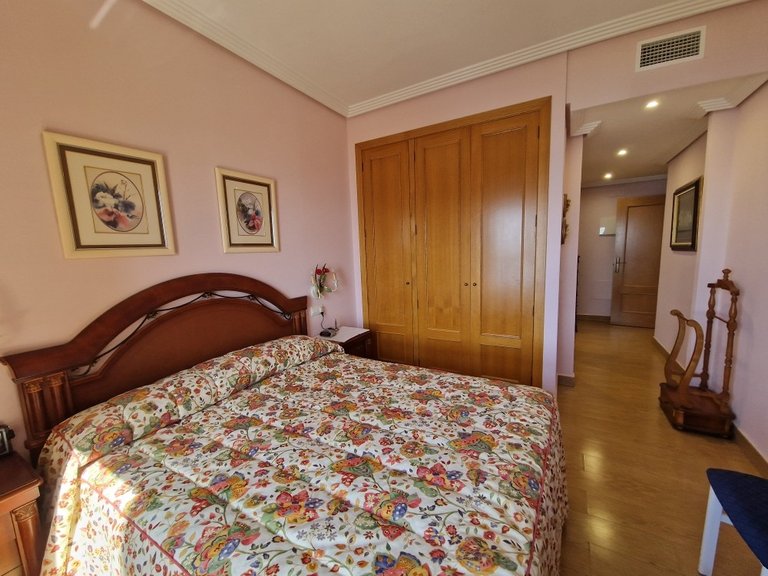 Apartment for Sale in Costa Blanca Benidorm, Alicante 16