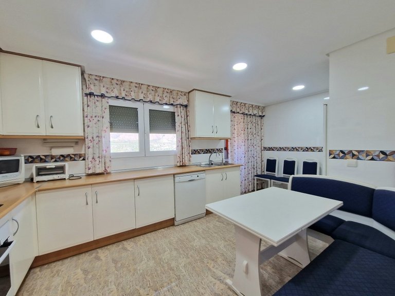 Apartment for Sale in Costa Blanca Benidorm, Alicante 24