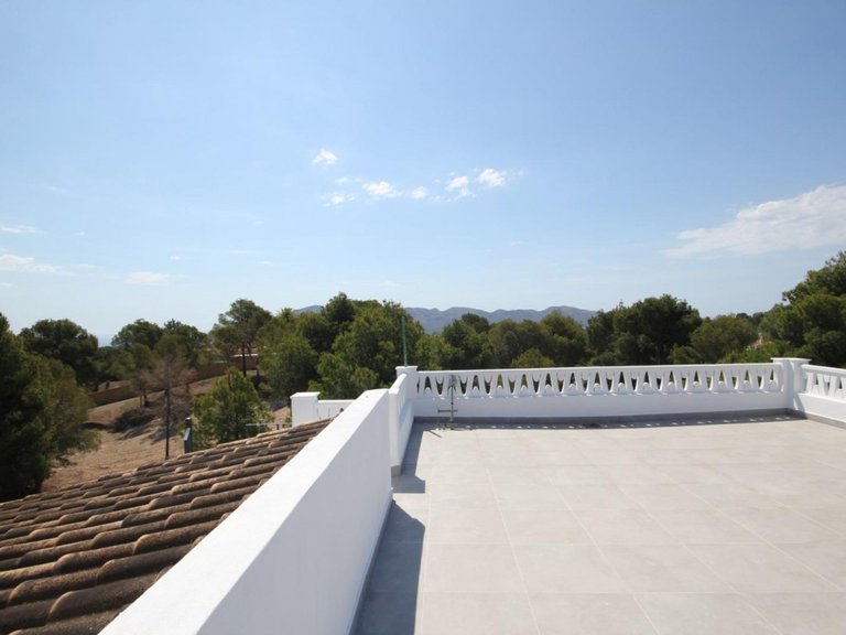 Villa for Sale in Costa Blanca La Nucia, Alicante 10