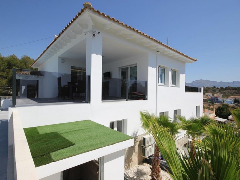 Villa for Sale in Costa Blanca La Nucia, Alicante 2