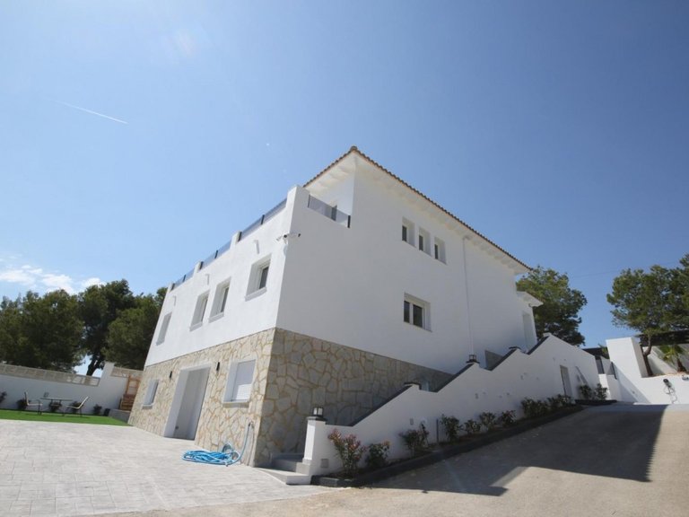 Villa for Sale in Costa Blanca La Nucia, Alicante 7