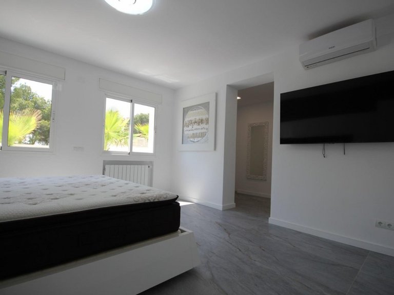 Villa for Sale in Costa Blanca La Nucia, Alicante 21