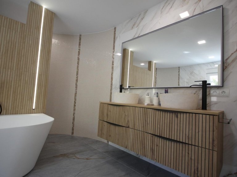 Villa for Sale in Costa Blanca La Nucia, Alicante 24