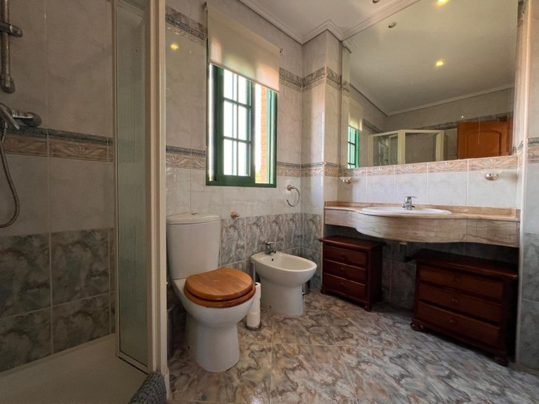 Villa for Sale in Costa Blanca Benidorm, Alicante 12