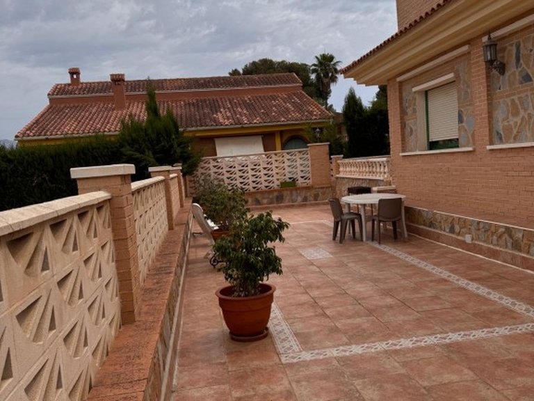 Villa for Sale in Costa Blanca Benidorm, Alicante 36