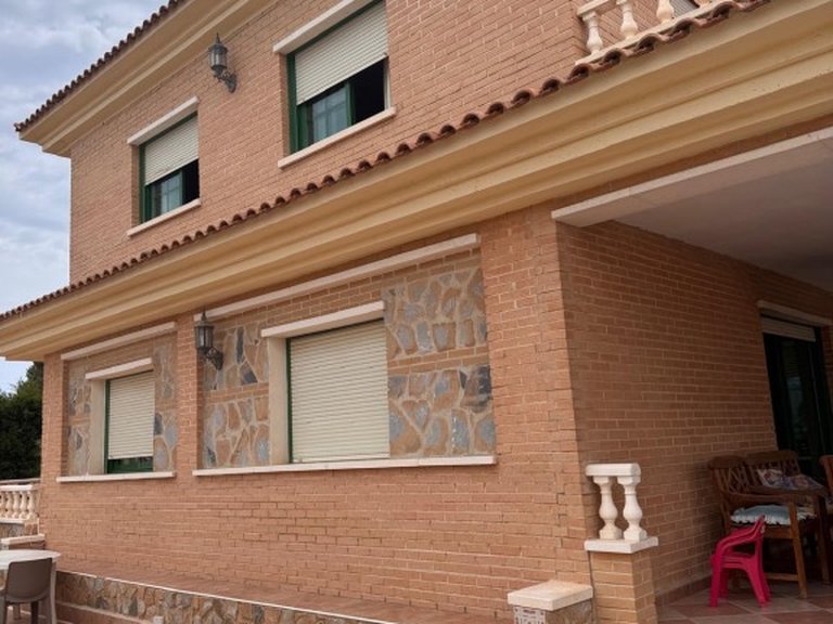 Villa for Sale in Costa Blanca Benidorm, Alicante 2