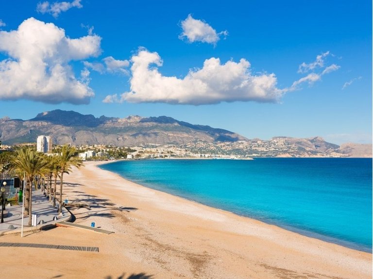 Villa for Sale in Costa Blanca Albir, Alicante 34