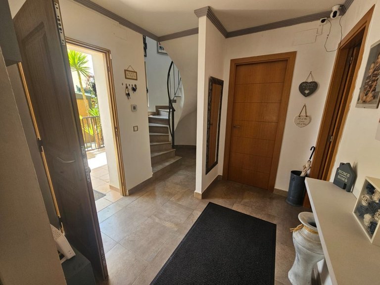 Villa for Sale in Inland Sierra Cortina, Alicante 8