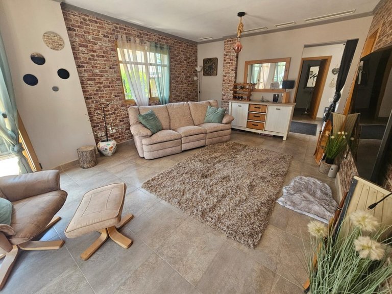Villa for Sale in Inland Sierra Cortina, Alicante 29