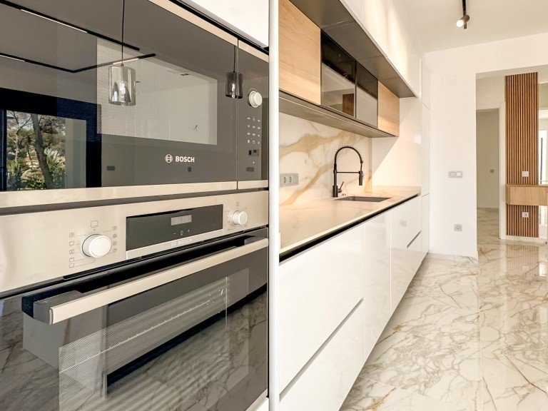 Villa for Sale in Los Altos, Alicante 5