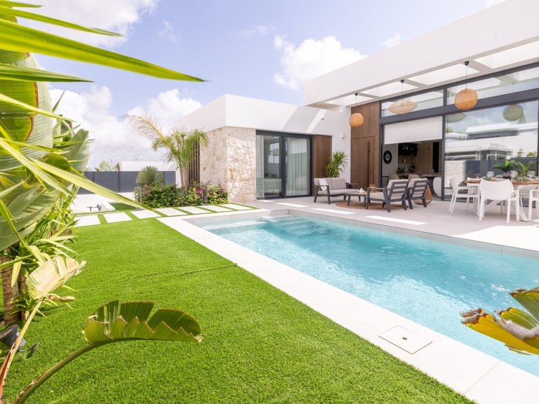 Villa for Sale in Rojales, Alicante 1