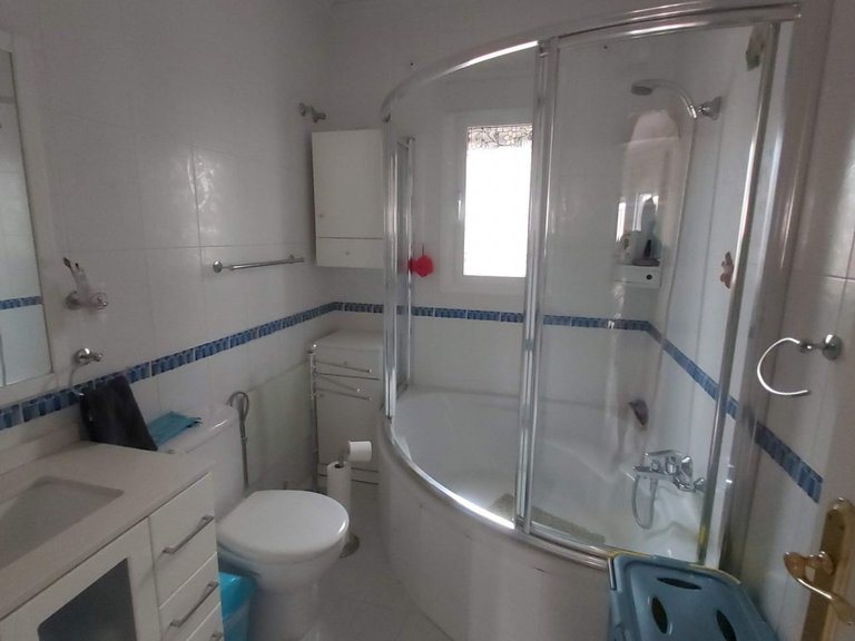 Villa for Sale in Benimar, Alicante 9