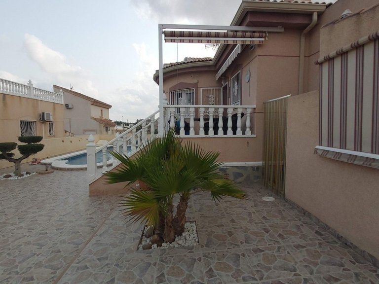 Villa for Sale in Benimar, Alicante 20