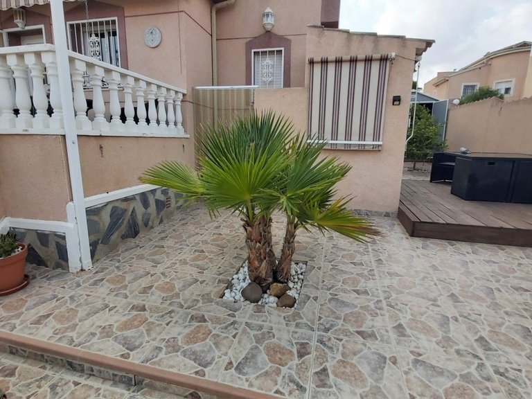 Villa for Sale in Benimar, Alicante 21