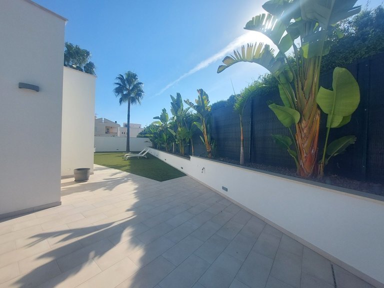 Villa for Sale in Costa Blanca Albir, Alicante 6