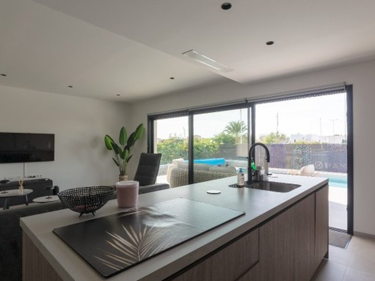 Villa for Sale in Costa Blanca Los Montesinos, Alicante 5