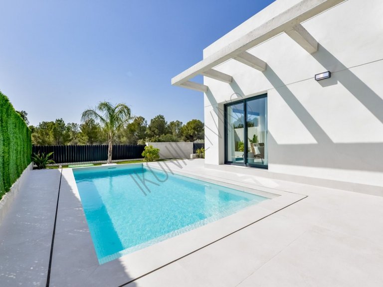 Villa for Sale in Inland Sierra Cortina, Alicante 6
