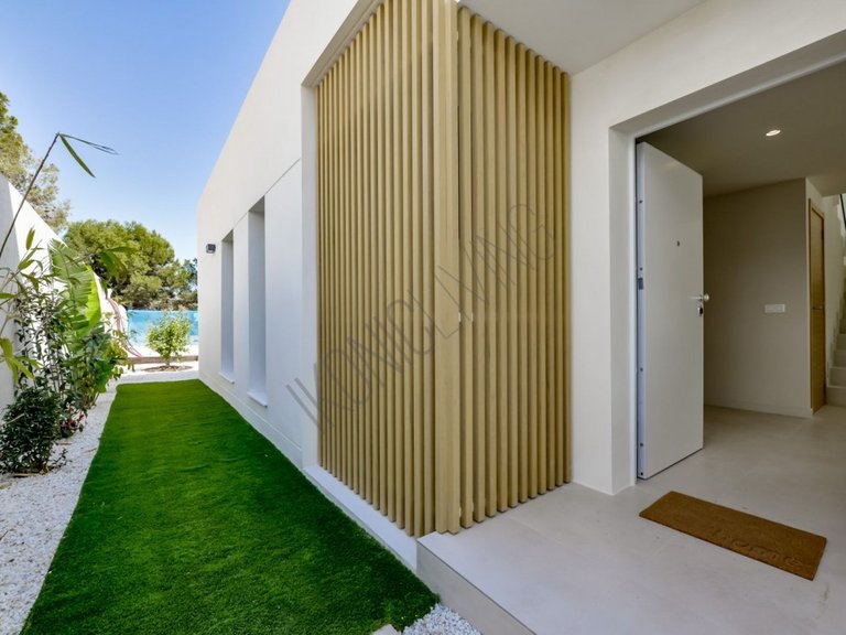 Villa for Sale in Inland Sierra Cortina, Alicante 10